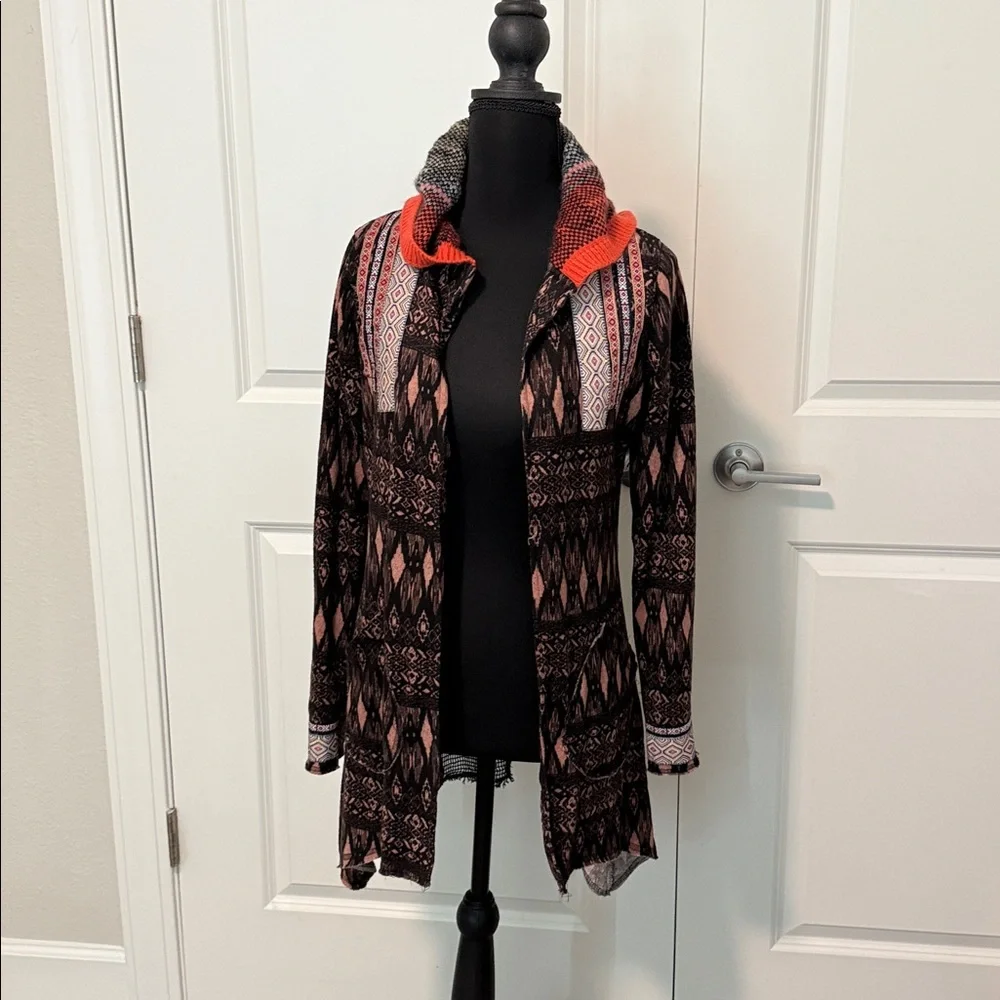 BKE Black and Cream Knit Cardigan - Picture 1 of 5